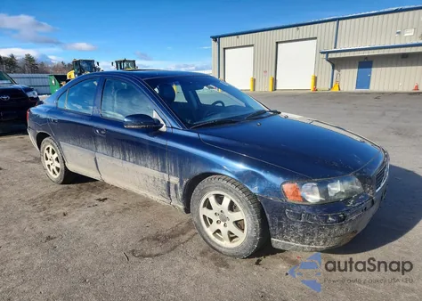 2004 Volvo S60 2.5T z USA, uszkodzony, nr VIN YV1RH59H342373270